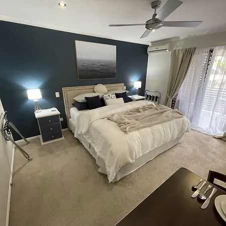 Torquay Terrace Bed & Breakfast-3